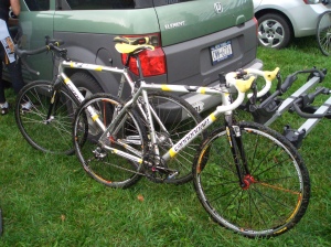 Sid's Bikes' team Cannondale 9 Ball rides